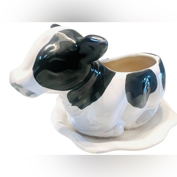 Black & White Cow Planter - Picture 3 of 6
